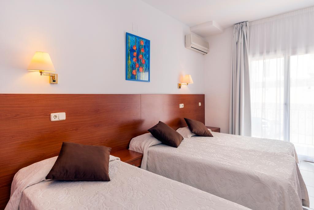 Hotel Sant March 또사데마르 외부 사진