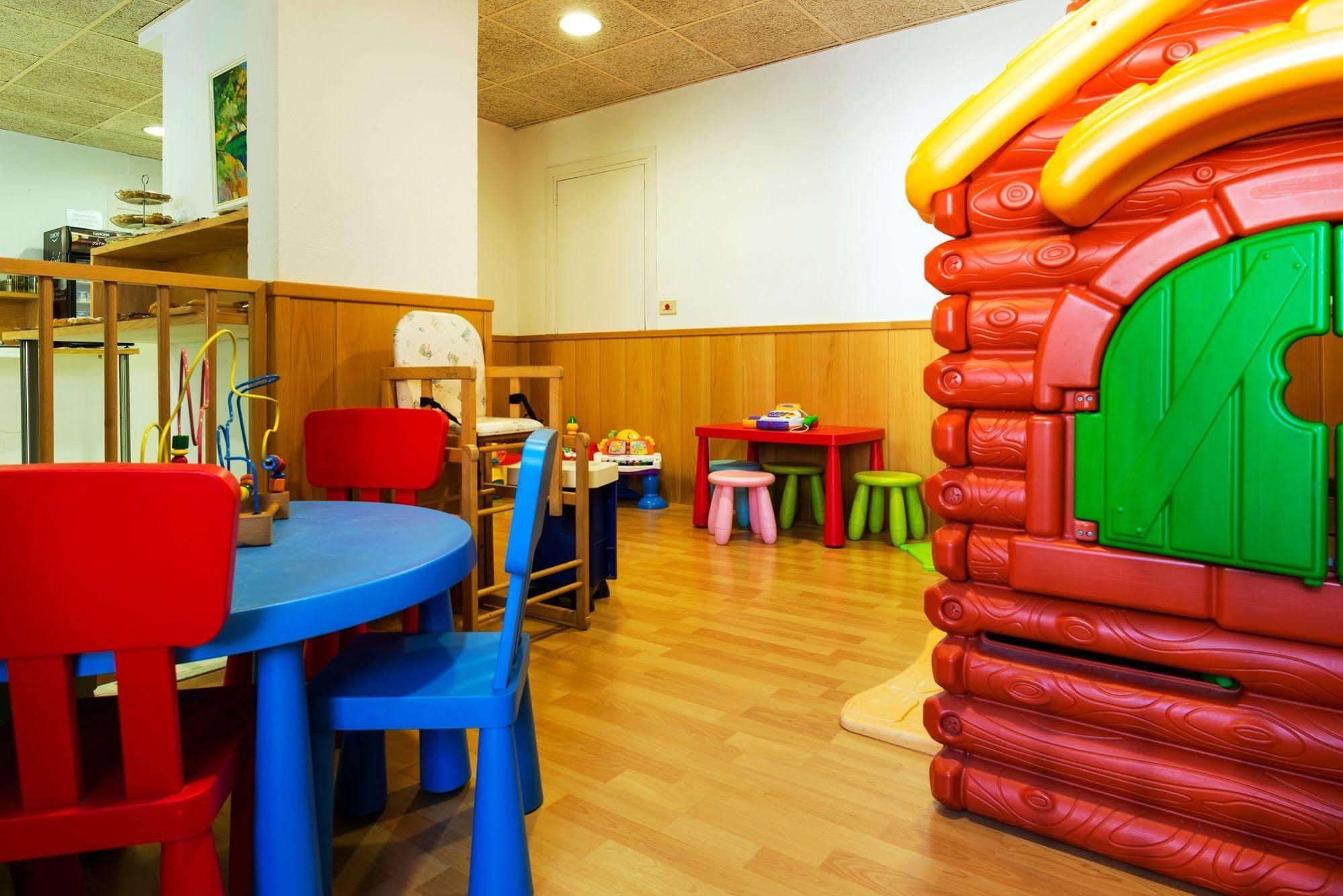 Hotel Sant March 또사데마르 외부 사진