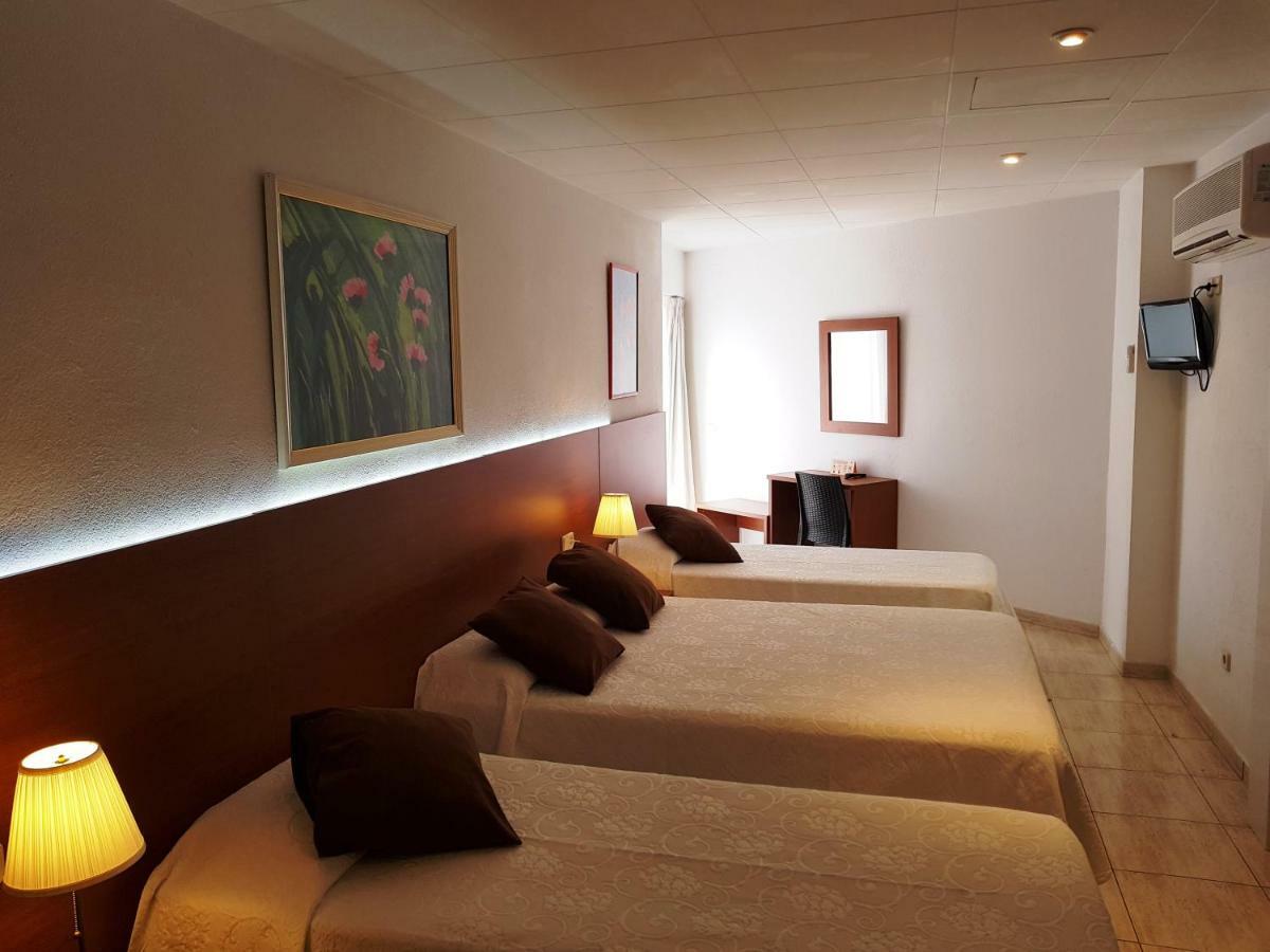 Hotel Sant March 또사데마르 외부 사진